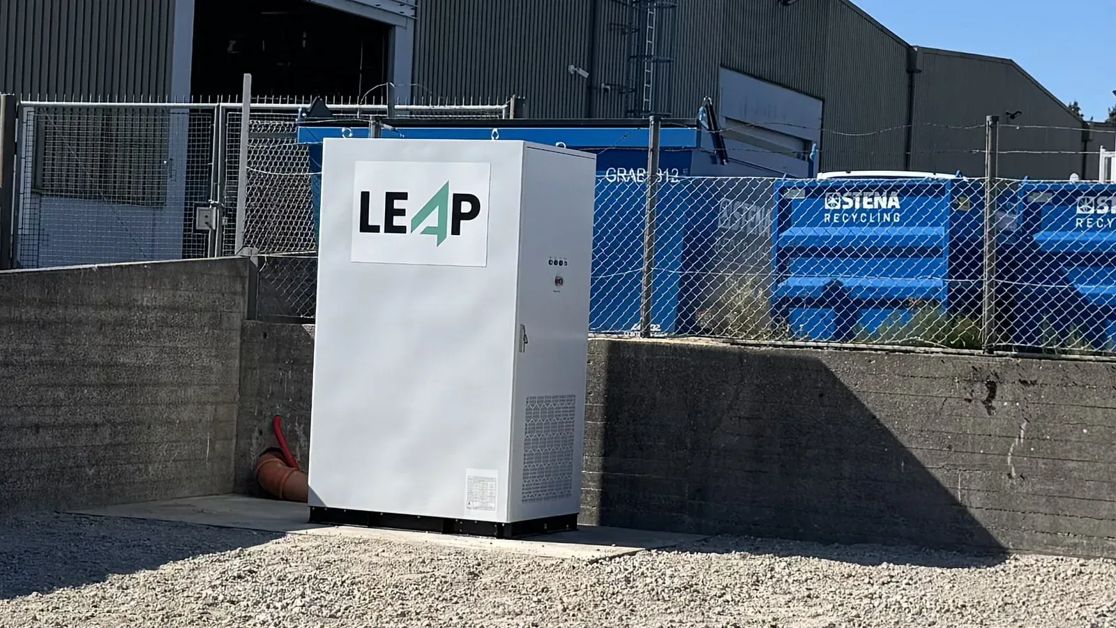 Stationært batterilager og energistyring til Liftras produktion